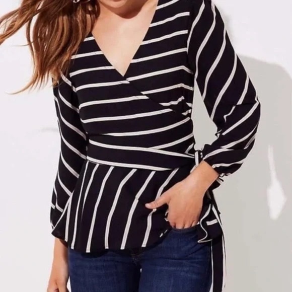 LOFT Women’s plus Stripped Peplum Wrap Blouse size 24 - Picture 1 of 6